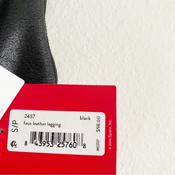 New Spanx Faux Leather Leggings Size S/P Black - Picture 4 of 10